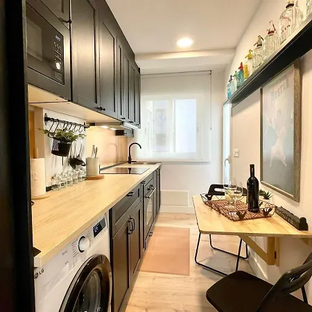 Piso Muy Especial Y Acogedor En Apartamento *
